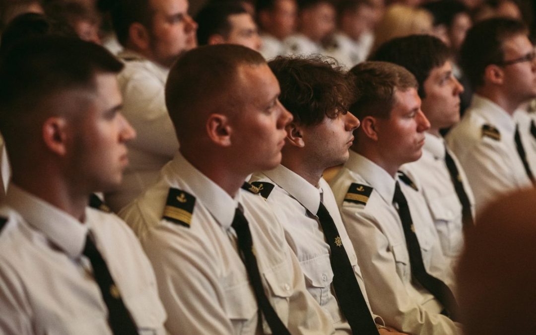 Литовская морская академия вручила дипломы 57 выпускникам