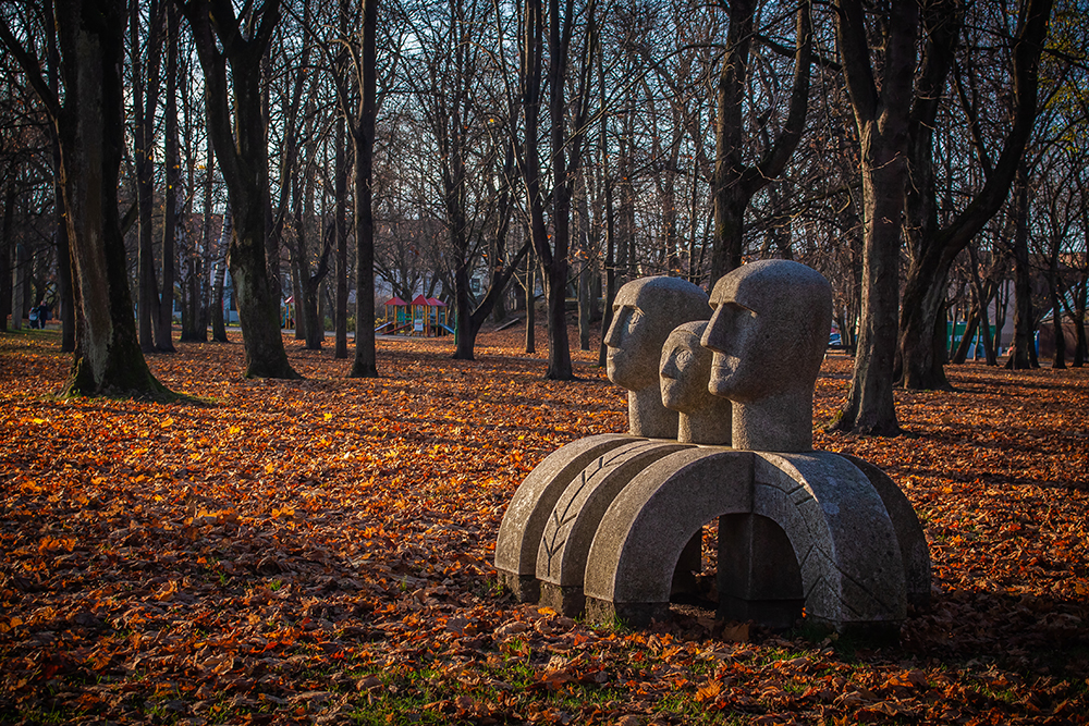 Власти Клайпеды, Вильнюса и правительство закатывают в бетон наши парки и скверы – урбанист Екатерина Лавринец 