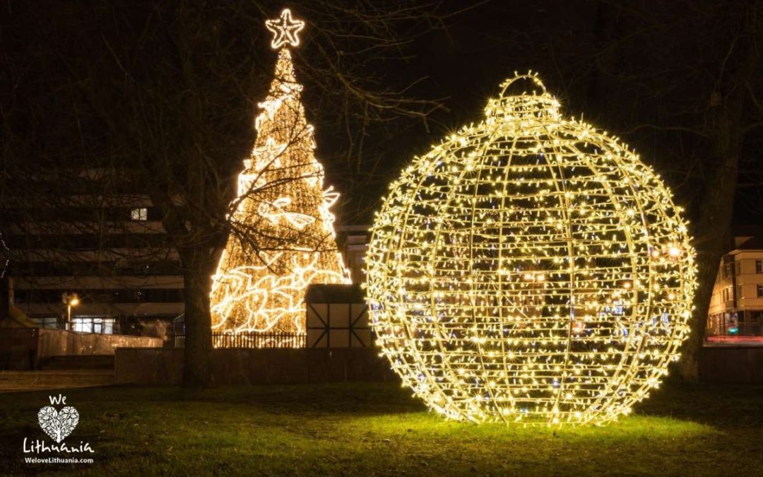 Похитители Рождества: из-за рекордных цен на электроэнергию Клайпеда уменьшит количество гирлянд в зимние праздники